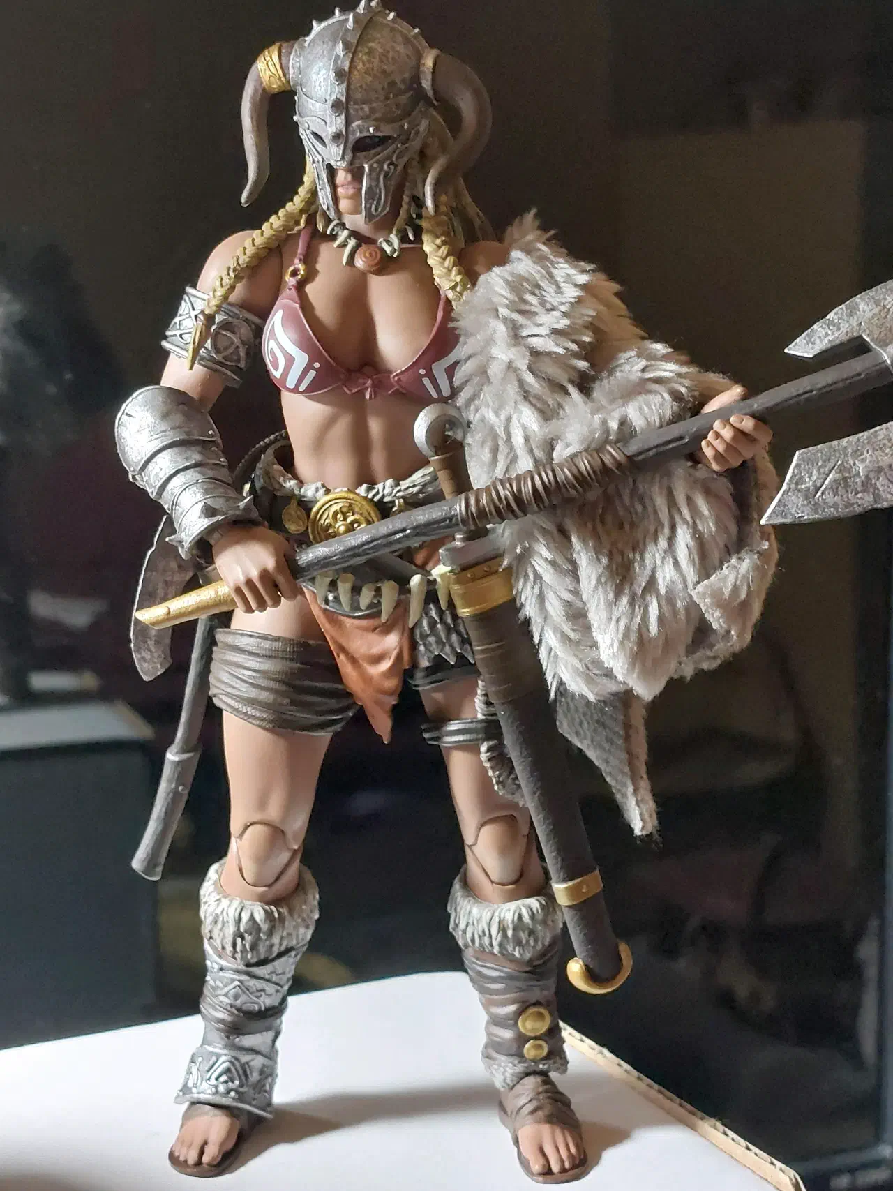 FuryToys Svafa in-hand