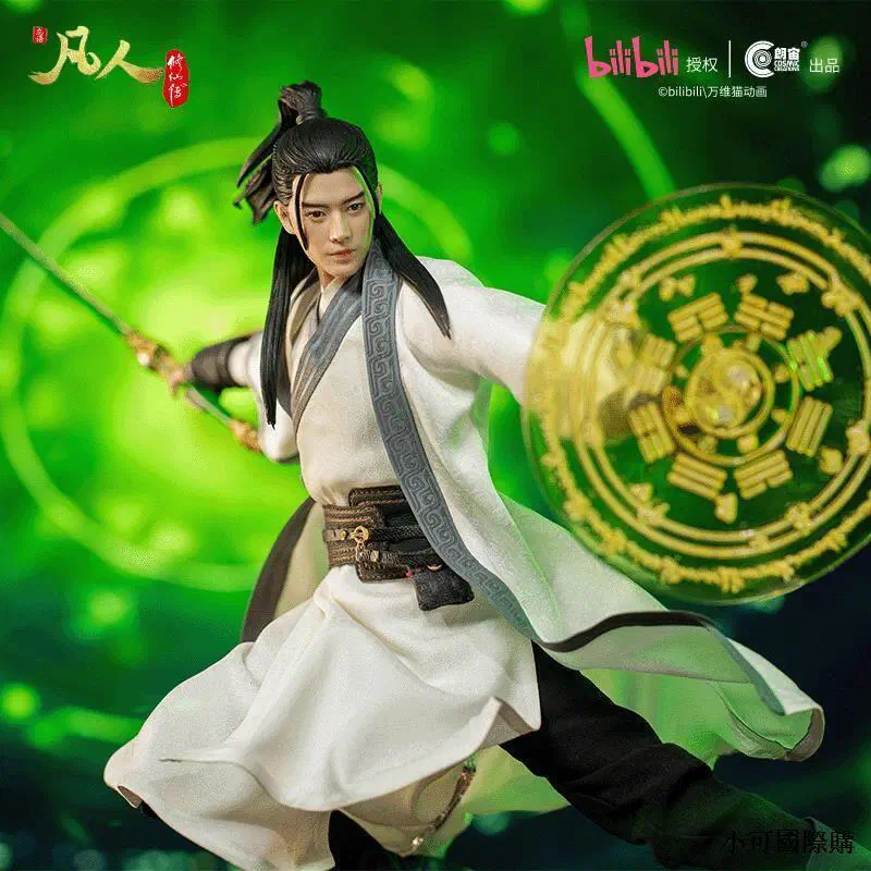 Langzhou 1/6 Han Li action figure with a golden formation-disc accessory